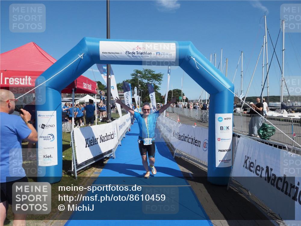 17.08.2025 - KN Förde Triathlon 2025 MichiJ http://msf.ph/oto/8610459 17.08.2025 12:45:39 Laufen 384 meine-sportfotos.de