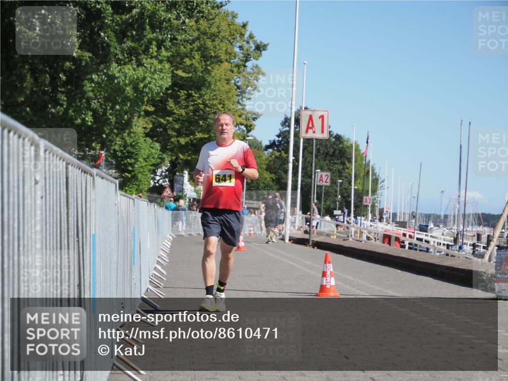 17.08.2025 - KN Förde Triathlon 2025 KatJ http://msf.ph/oto/8610471 17.08.2025 12:06:08 Laufen 641 meine-sportfotos.de