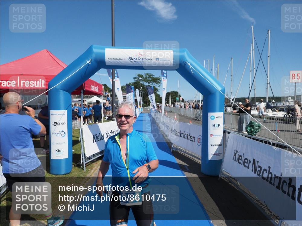 17.08.2025 - KN Förde Triathlon 2025 MichiJ http://msf.ph/oto/8610475 17.08.2025 12:45:41 Laufen 384 meine-sportfotos.de