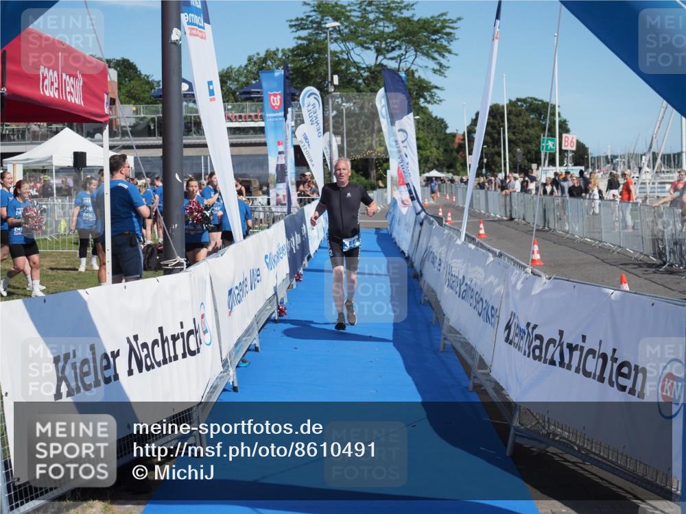 17.08.2025 - KN Förde Triathlon 2025 MichiJ http://msf.ph/oto/8610491 17.08.2025 12:46:46 Laufen 344 meine-sportfotos.de
