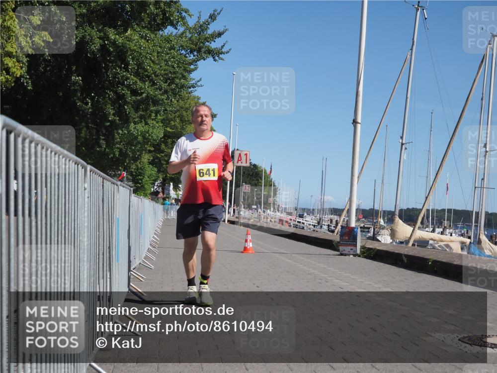 17.08.2025 - KN Förde Triathlon 2025 KatJ http://msf.ph/oto/8610494 17.08.2025 12:06:10 Laufen 641 meine-sportfotos.de