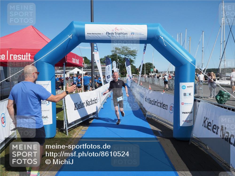 17.08.2025 - KN Förde Triathlon 2025 MichiJ http://msf.ph/oto/8610524 17.08.2025 12:46:48 Laufen 344 meine-sportfotos.de