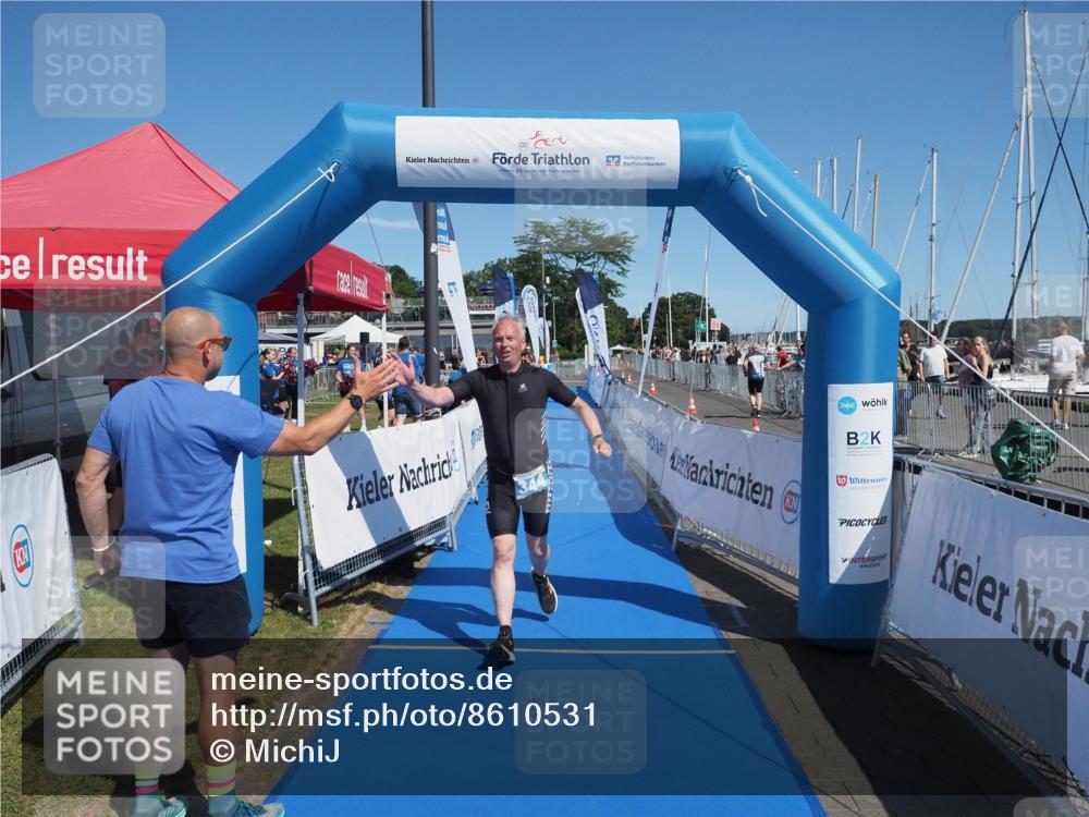 17.08.2025 - KN Förde Triathlon 2025 MichiJ http://msf.ph/oto/8610531 17.08.2025 12:46:49 Laufen 344 meine-sportfotos.de
