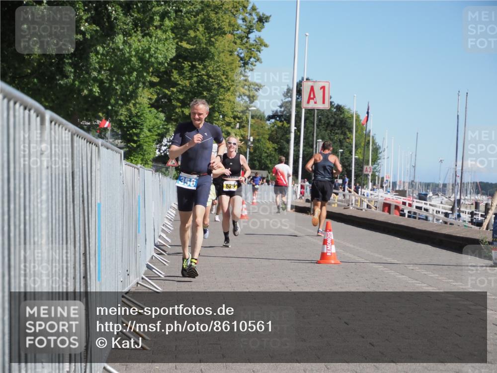 17.08.2025 - KN Förde Triathlon 2025 KatJ http://msf.ph/oto/8610561 17.08.2025 12:06:32 Laufen 356, 625, 630 meine-sportfotos.de