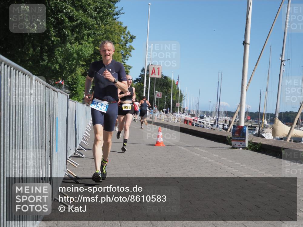 17.08.2025 - KN Förde Triathlon 2025 KatJ http://msf.ph/oto/8610583 17.08.2025 12:06:35 Laufen 356, 358, 625, 630 meine-sportfotos.de