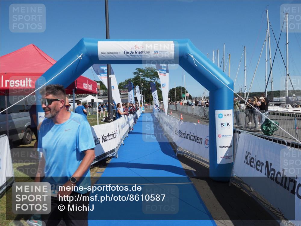 17.08.2025 - KN Förde Triathlon 2025 MichiJ http://msf.ph/oto/8610587 17.08.2025 12:47:56 Laufen 365 meine-sportfotos.de