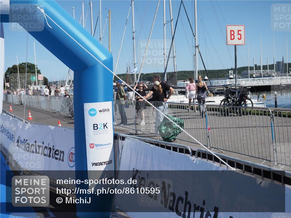 17.08.2025 - KN Förde Triathlon 2025 MichiJ http://msf.ph/oto/8610595 17.08.2025 12:48:07 Laufen  meine-sportfotos.de