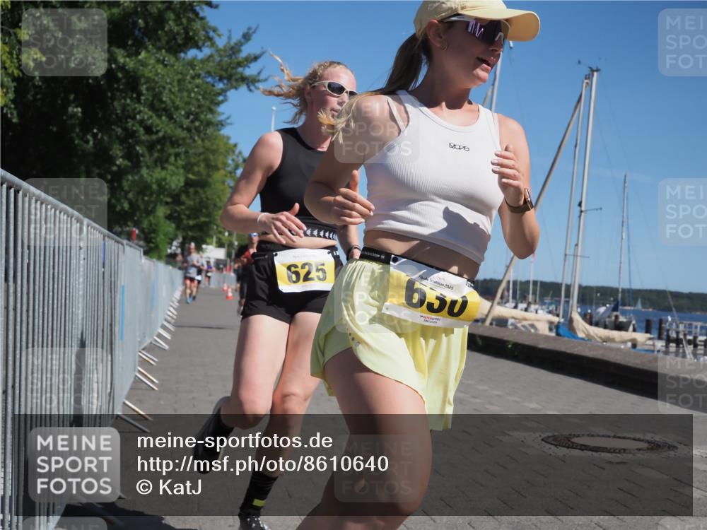 17.08.2025 - KN Förde Triathlon 2025 KatJ http://msf.ph/oto/8610640 17.08.2025 12:06:39 Laufen 356, 358, 625, 630 meine-sportfotos.de