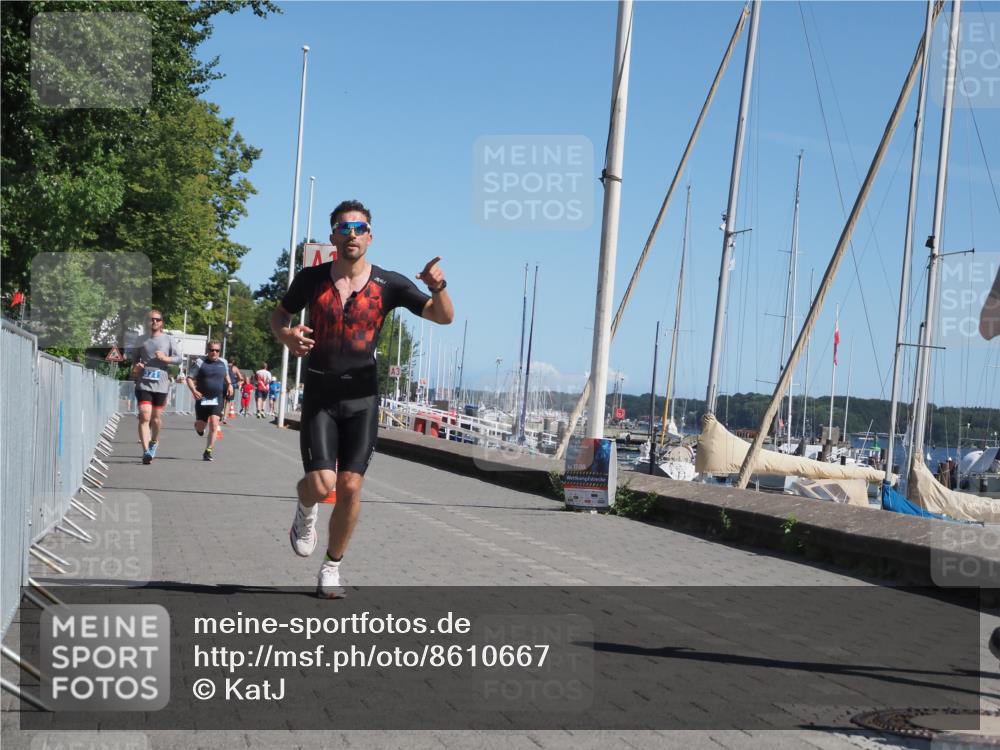17.08.2025 - KN Förde Triathlon 2025 KatJ http://msf.ph/oto/8610667 17.08.2025 12:06:42 Laufen 353, 358, 371 meine-sportfotos.de