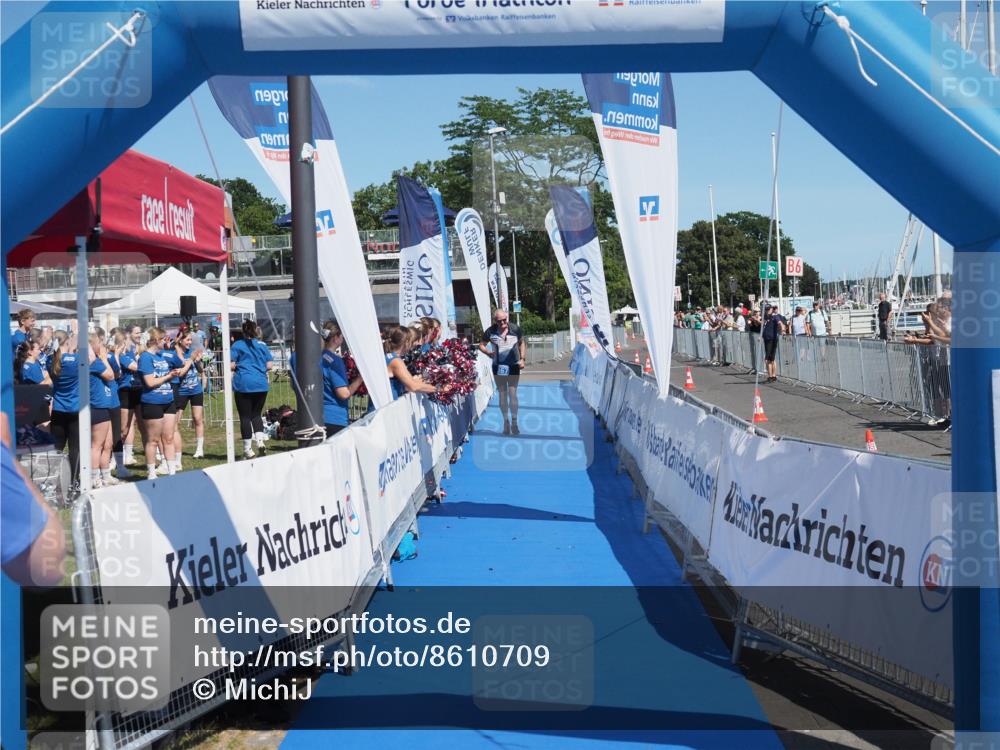 17.08.2025 - KN Förde Triathlon 2025 MichiJ http://msf.ph/oto/8610709 17.08.2025 13:05:05 Laufen  meine-sportfotos.de