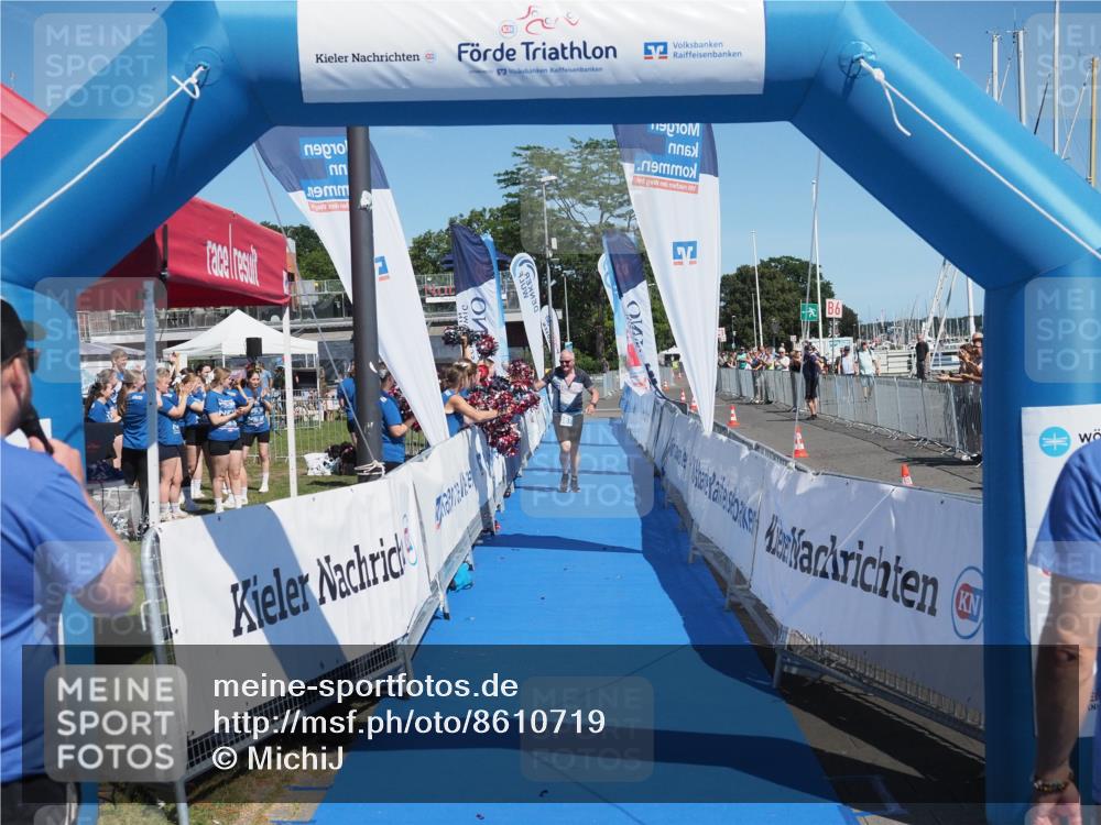 17.08.2025 - KN Förde Triathlon 2025 MichiJ http://msf.ph/oto/8610719 17.08.2025 13:05:07 Laufen  meine-sportfotos.de