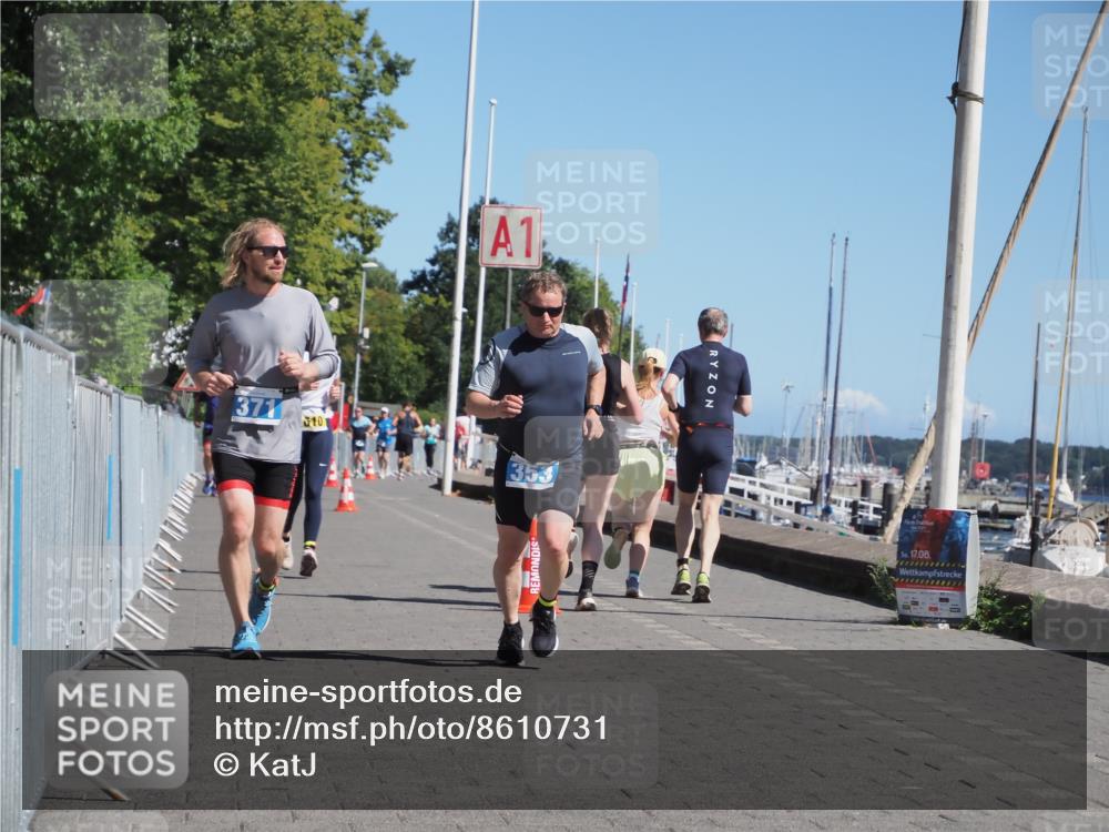 17.08.2025 - KN Förde Triathlon 2025 KatJ http://msf.ph/oto/8610731 17.08.2025 12:06:47 Laufen 353, 371, 610 meine-sportfotos.de