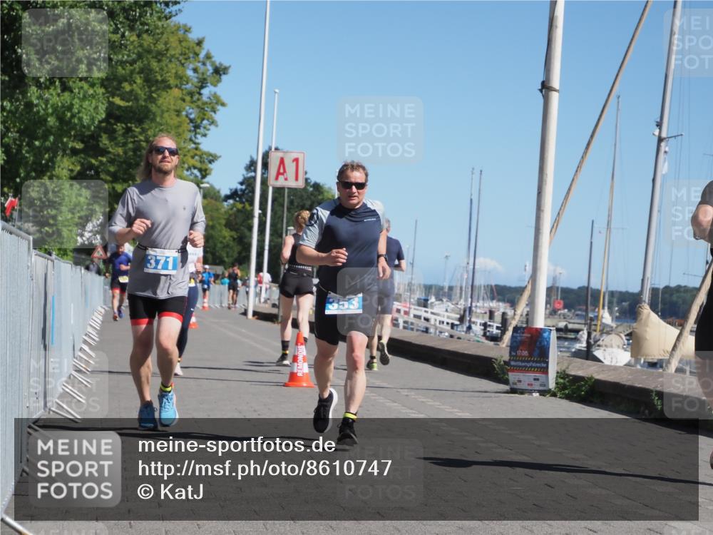 17.08.2025 - KN Förde Triathlon 2025 KatJ http://msf.ph/oto/8610747 17.08.2025 12:06:48 Laufen 353, 371, 610 meine-sportfotos.de