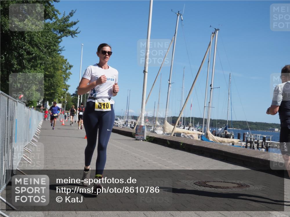 17.08.2025 - KN Förde Triathlon 2025 KatJ http://msf.ph/oto/8610786 17.08.2025 12:06:53 Laufen 353, 371, 603, 610 meine-sportfotos.de