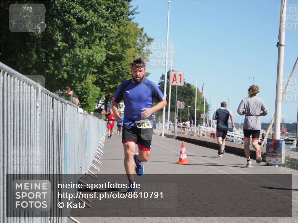 17.08.2025 - KN Förde Triathlon 2025 KatJ http://msf.ph/oto/8610791 17.08.2025 12:07:00 Laufen 603 meine-sportfotos.de