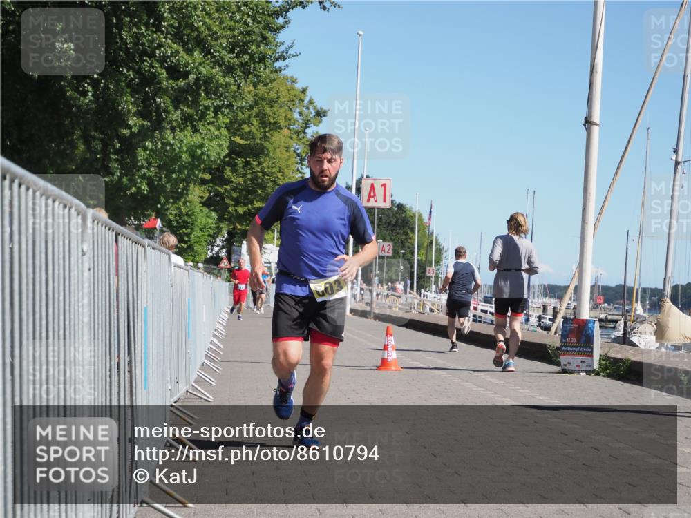 17.08.2025 - KN Förde Triathlon 2025 KatJ http://msf.ph/oto/8610794 17.08.2025 12:07:00 Laufen 603 meine-sportfotos.de