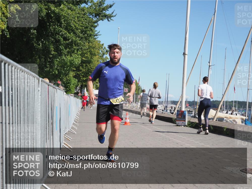 17.08.2025 - KN Förde Triathlon 2025 KatJ http://msf.ph/oto/8610799 17.08.2025 12:07:01 Laufen 603 meine-sportfotos.de