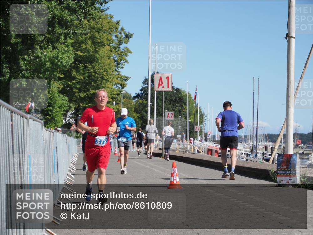 17.08.2025 - KN Förde Triathlon 2025 KatJ http://msf.ph/oto/8610809 17.08.2025 12:07:11 Laufen 372, 376 meine-sportfotos.de