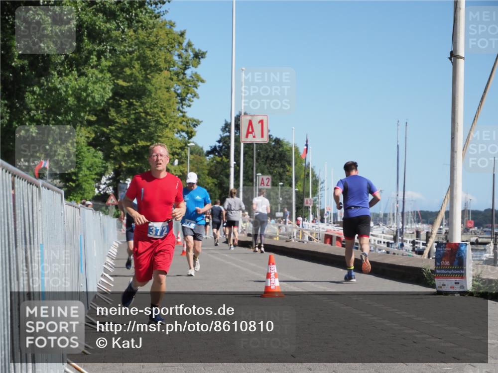 17.08.2025 - KN Förde Triathlon 2025 KatJ http://msf.ph/oto/8610810 17.08.2025 12:07:11 Laufen 372, 376 meine-sportfotos.de