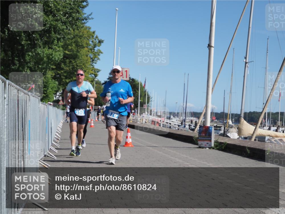 17.08.2025 - KN Förde Triathlon 2025 KatJ http://msf.ph/oto/8610824 17.08.2025 12:07:17 Laufen 340, 350, 372, 376, 627 meine-sportfotos.de