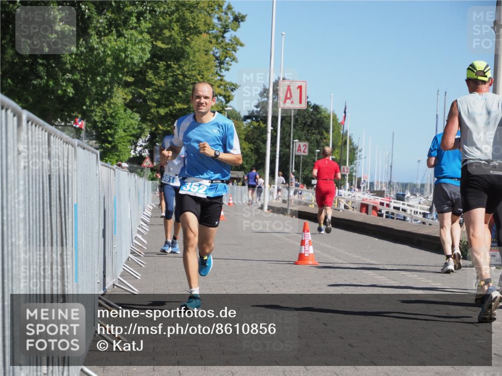 17.08.2025 - KN Förde Triathlon 2025 KatJ http://msf.ph/oto/8610856 17.08.2025 12:07:29 Laufen 352, 361 meine-sportfotos.de