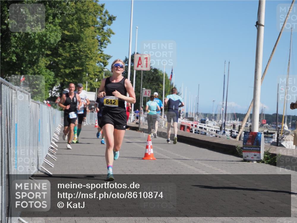 17.08.2025 - KN Förde Triathlon 2025 KatJ http://msf.ph/oto/8610874 17.08.2025 12:07:36 Laufen 282, 321, 361, 605, 642 meine-sportfotos.de