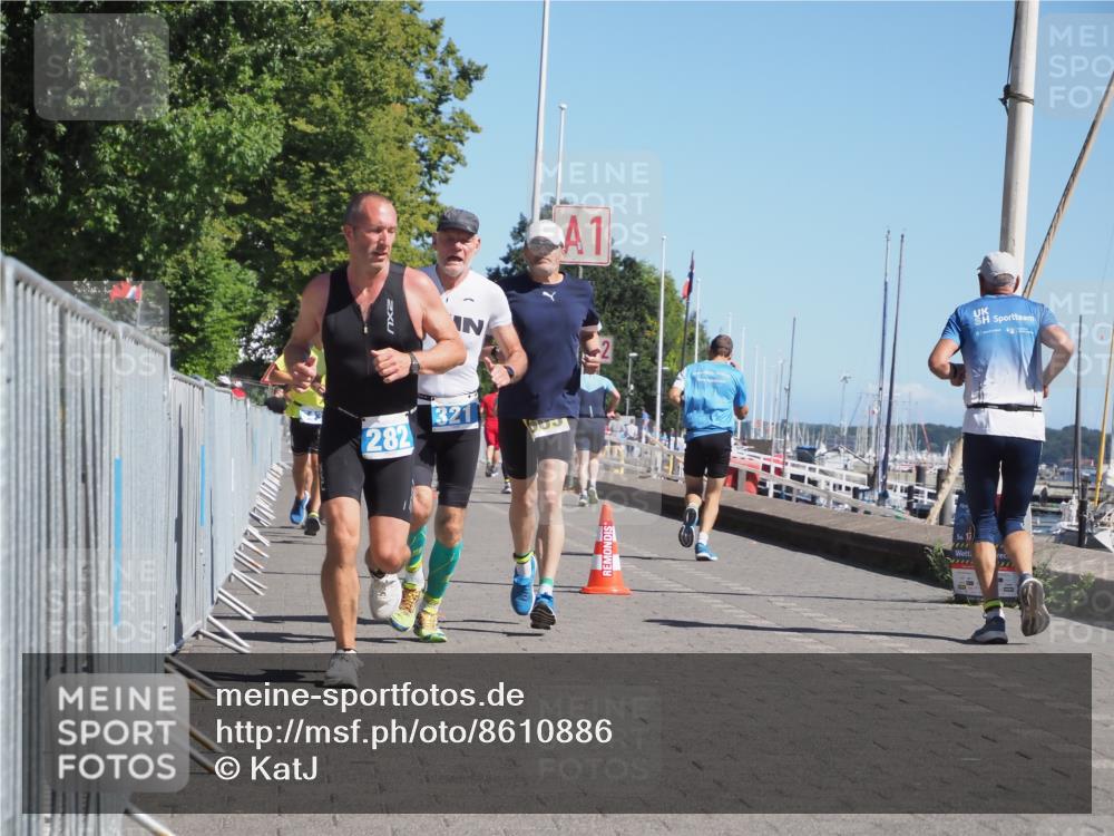 17.08.2025 - KN Förde Triathlon 2025 KatJ http://msf.ph/oto/8610886 17.08.2025 12:07:40 Laufen 282, 321, 385, 605, 642 meine-sportfotos.de
