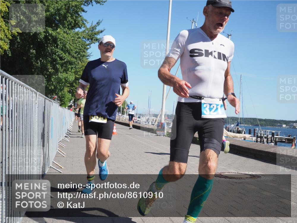 17.08.2025 - KN Förde Triathlon 2025 KatJ http://msf.ph/oto/8610910 17.08.2025 12:07:44 Laufen 282, 321, 368, 385, 605 meine-sportfotos.de