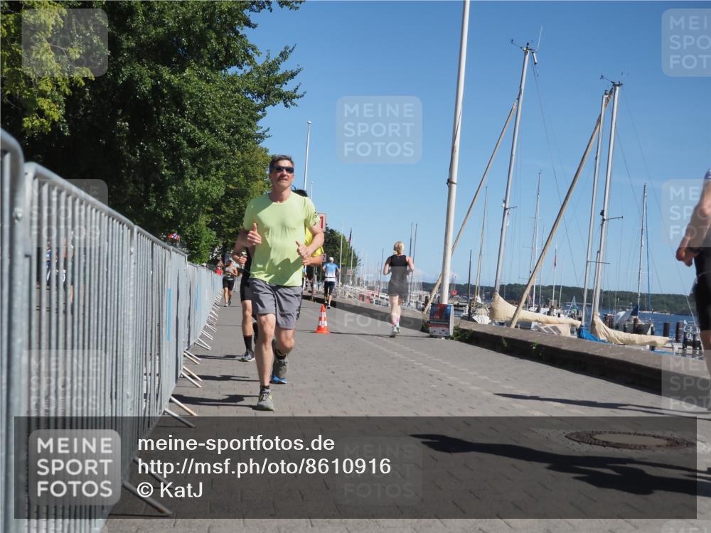 17.08.2025 - KN Förde Triathlon 2025 KatJ http://msf.ph/oto/8610916 17.08.2025 12:07:47 Laufen 279, 368, 385, 605 meine-sportfotos.de