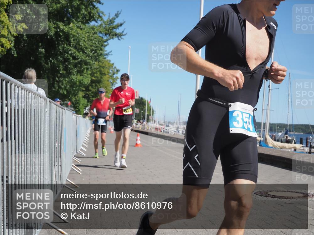 17.08.2025 - KN Förde Triathlon 2025 KatJ http://msf.ph/oto/8610976 17.08.2025 12:08:29 Laufen 354, 355, 621, 638 meine-sportfotos.de