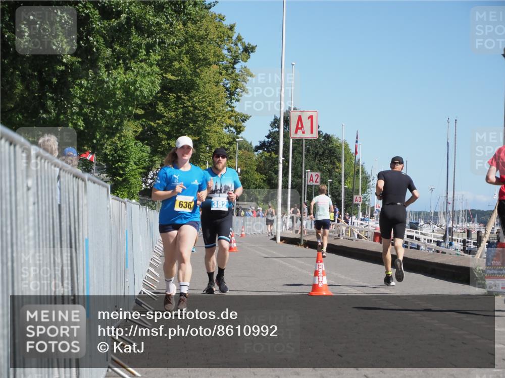 17.08.2025 - KN Förde Triathlon 2025 KatJ http://msf.ph/oto/8610992 17.08.2025 12:08:38 Laufen 382, 636 meine-sportfotos.de