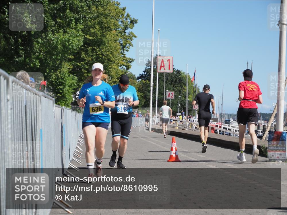 17.08.2025 - KN Förde Triathlon 2025 KatJ http://msf.ph/oto/8610995 17.08.2025 12:08:39 Laufen 382, 636 meine-sportfotos.de