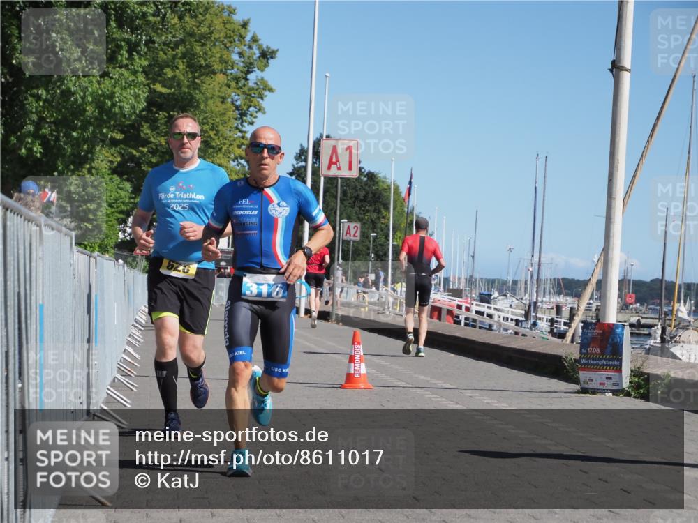 17.08.2025 - KN Förde Triathlon 2025 KatJ http://msf.ph/oto/8611017 17.08.2025 12:08:48 Laufen 316, 626 meine-sportfotos.de