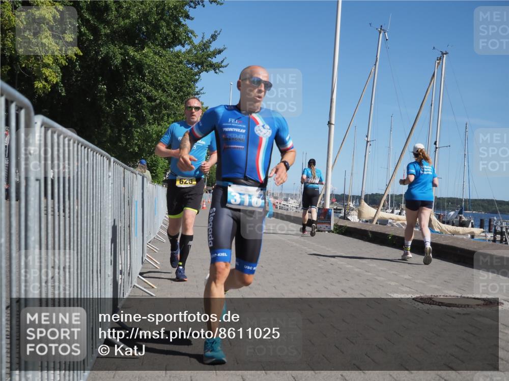 17.08.2025 - KN Förde Triathlon 2025 KatJ http://msf.ph/oto/8611025 17.08.2025 12:08:50 Laufen 316, 324, 626 meine-sportfotos.de