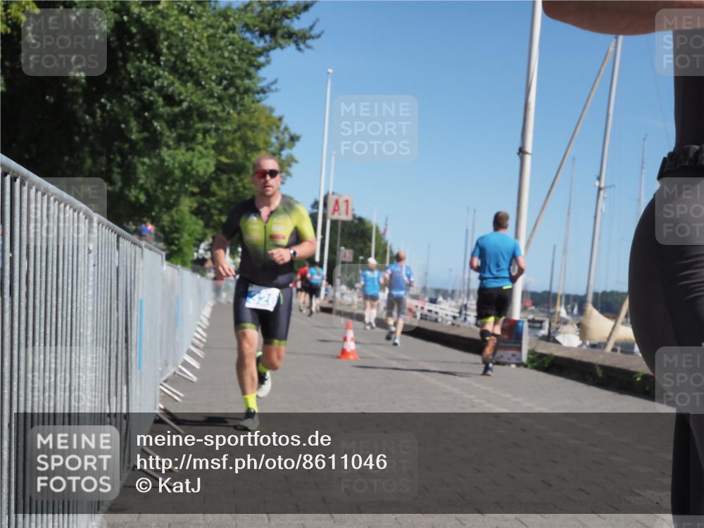 17.08.2025 - KN Förde Triathlon 2025 KatJ http://msf.ph/oto/8611046 17.08.2025 12:09:00 Laufen 320, 324 meine-sportfotos.de