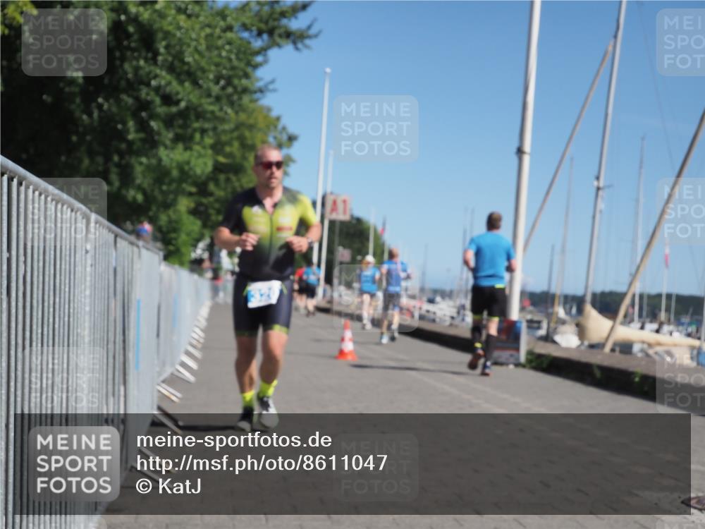 17.08.2025 - KN Förde Triathlon 2025 KatJ http://msf.ph/oto/8611047 17.08.2025 12:09:00 Laufen 320, 324 meine-sportfotos.de