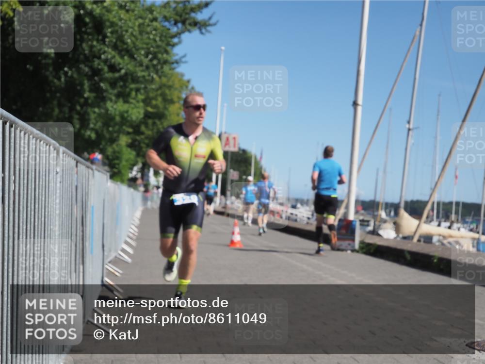 17.08.2025 - KN Förde Triathlon 2025 KatJ http://msf.ph/oto/8611049 17.08.2025 12:09:00 Laufen 320, 324 meine-sportfotos.de
