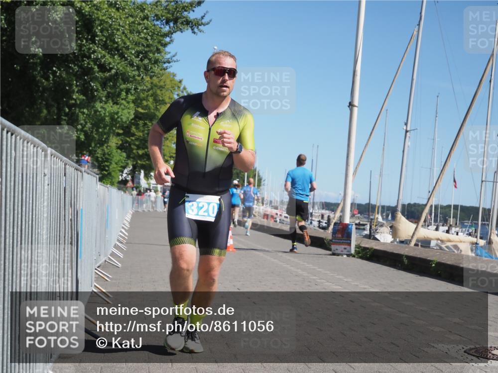 17.08.2025 - KN Förde Triathlon 2025 KatJ http://msf.ph/oto/8611056 17.08.2025 12:09:01 Laufen 320, 324 meine-sportfotos.de