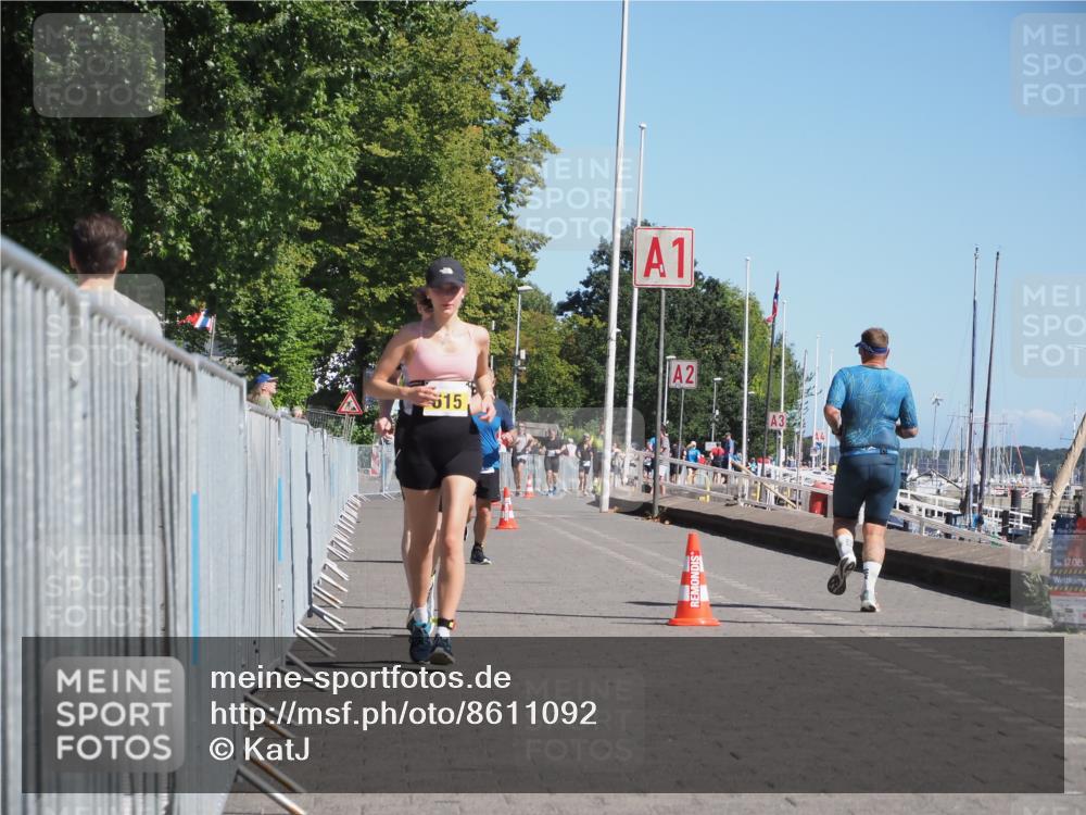 17.08.2025 - KN Förde Triathlon 2025 KatJ http://msf.ph/oto/8611092 17.08.2025 12:09:35 Laufen 345, 615 meine-sportfotos.de