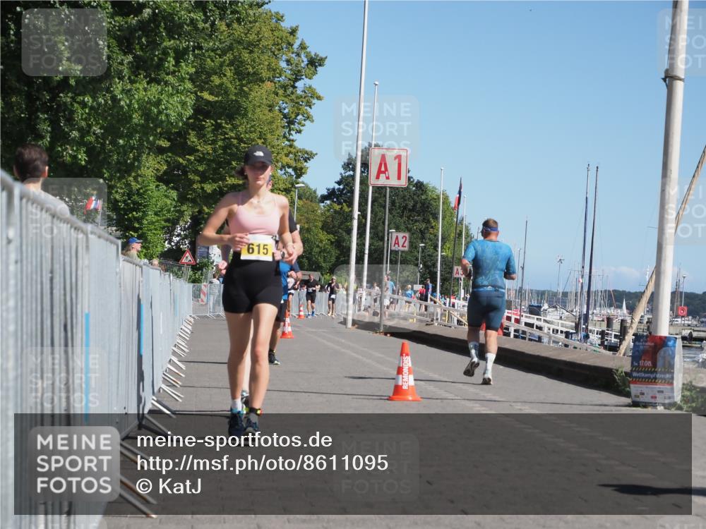 17.08.2025 - KN Förde Triathlon 2025 KatJ http://msf.ph/oto/8611095 17.08.2025 12:09:36 Laufen 345, 349, 615 meine-sportfotos.de