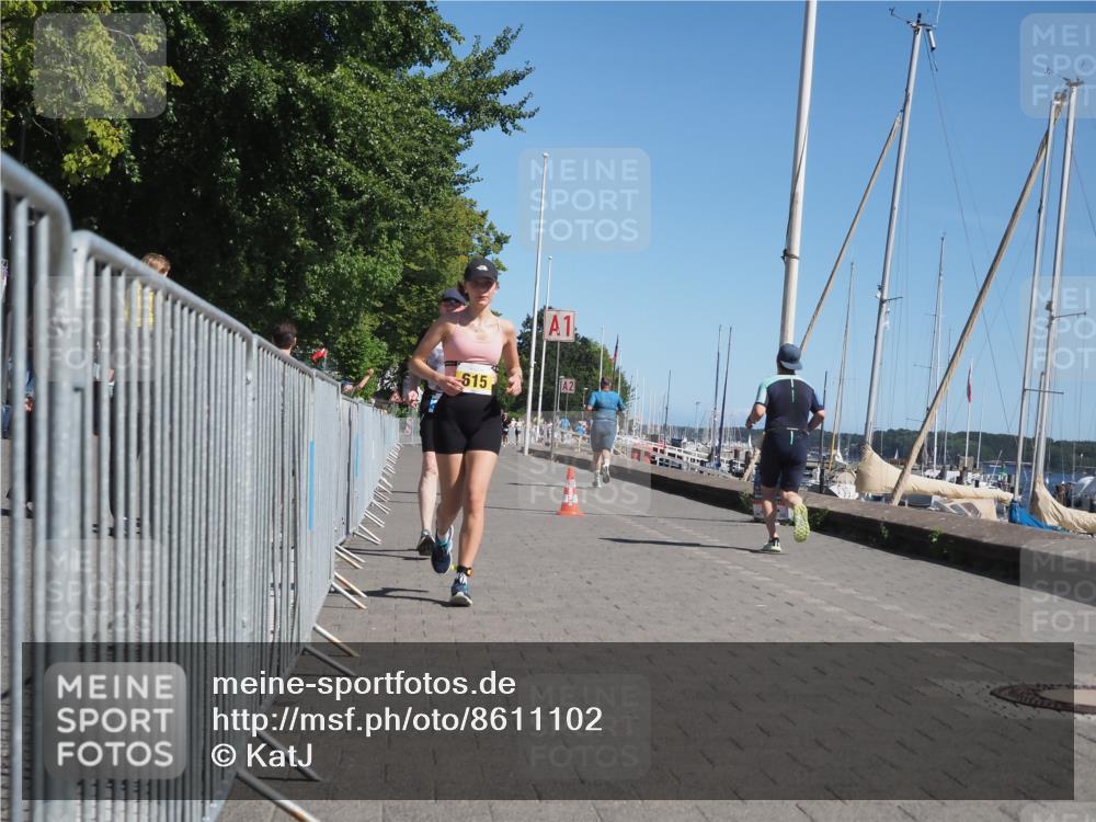 17.08.2025 - KN Förde Triathlon 2025 KatJ http://msf.ph/oto/8611102 17.08.2025 12:09:37 Laufen 345, 349, 615 meine-sportfotos.de