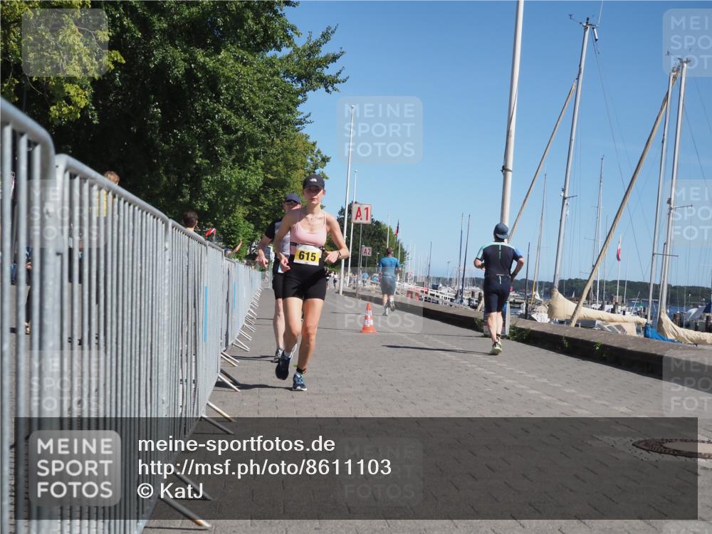 17.08.2025 - KN Förde Triathlon 2025 KatJ http://msf.ph/oto/8611103 17.08.2025 12:09:37 Laufen 345, 349, 615 meine-sportfotos.de
