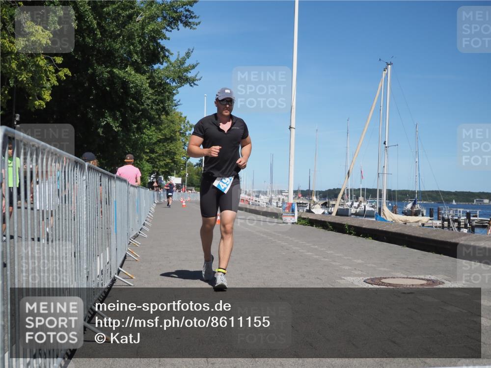 17.08.2025 - KN Förde Triathlon 2025 KatJ http://msf.ph/oto/8611155 17.08.2025 14:04:34 Laufen 496 meine-sportfotos.de