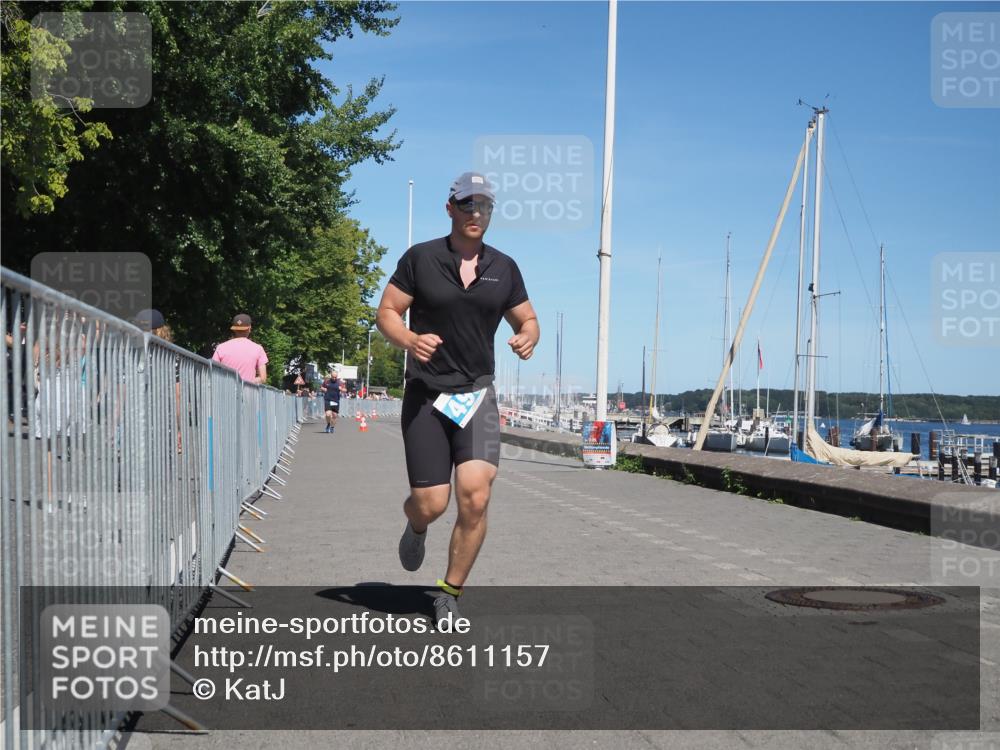 17.08.2025 - KN Förde Triathlon 2025 KatJ http://msf.ph/oto/8611157 17.08.2025 14:04:34 Laufen 496 meine-sportfotos.de