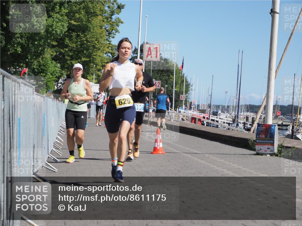 17.08.2025 - KN Förde Triathlon 2025 KatJ http://msf.ph/oto/8611175 17.08.2025 12:10:02 Laufen 343, 390, 620, 629 meine-sportfotos.de