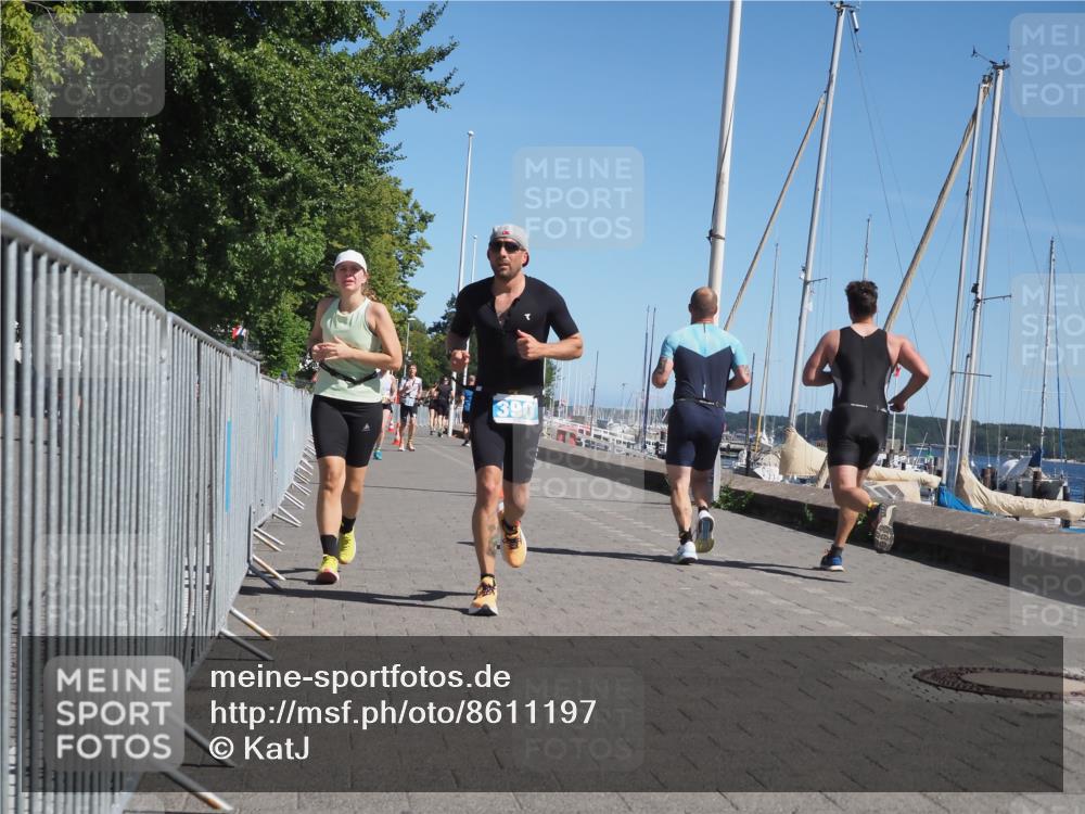 17.08.2025 - KN Förde Triathlon 2025 KatJ http://msf.ph/oto/8611197 17.08.2025 12:10:05 Laufen 390, 620, 629, 631 meine-sportfotos.de