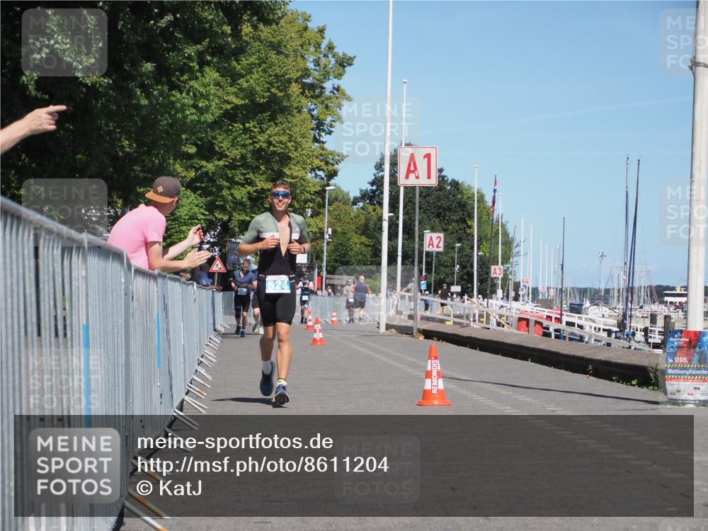 17.08.2025 - KN Förde Triathlon 2025 KatJ http://msf.ph/oto/8611204 17.08.2025 14:05:22 Laufen 524 meine-sportfotos.de