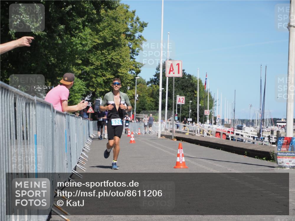 17.08.2025 - KN Förde Triathlon 2025 KatJ http://msf.ph/oto/8611206 17.08.2025 14:05:22 Laufen 524 meine-sportfotos.de
