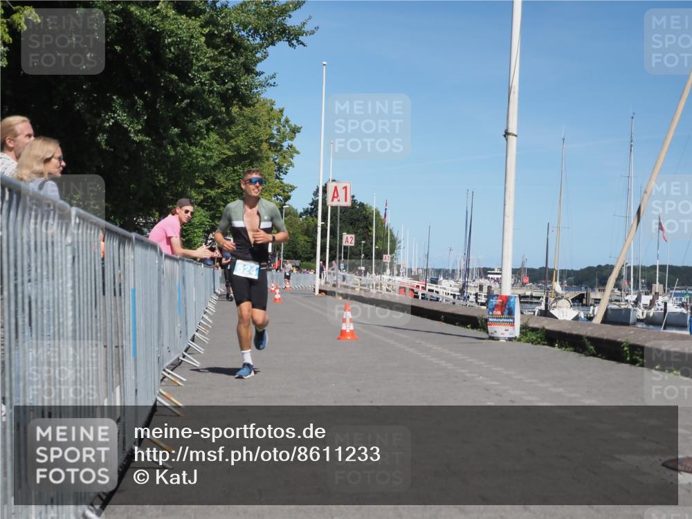 17.08.2025 - KN Förde Triathlon 2025 KatJ http://msf.ph/oto/8611233 17.08.2025 14:05:24 Laufen 524 meine-sportfotos.de