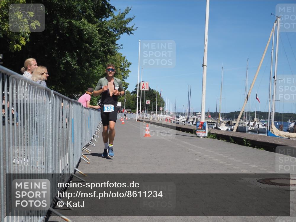 17.08.2025 - KN Förde Triathlon 2025 KatJ http://msf.ph/oto/8611234 17.08.2025 14:05:25 Laufen 524 meine-sportfotos.de